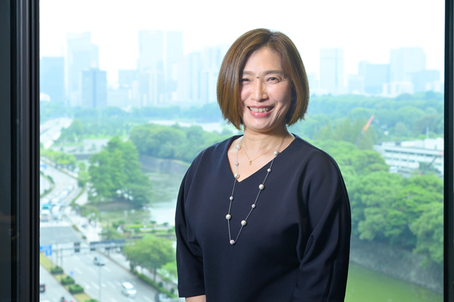 中島 恵津子氏